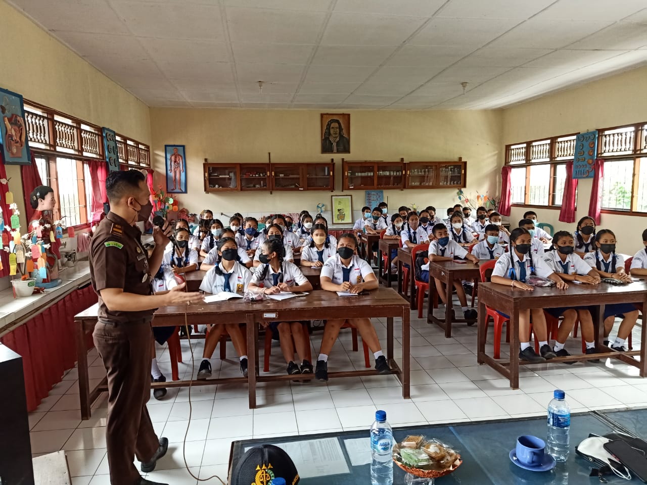 Program Jaksa Masuk Sekolah Kunjungi SMP Negeri 2 Penebel